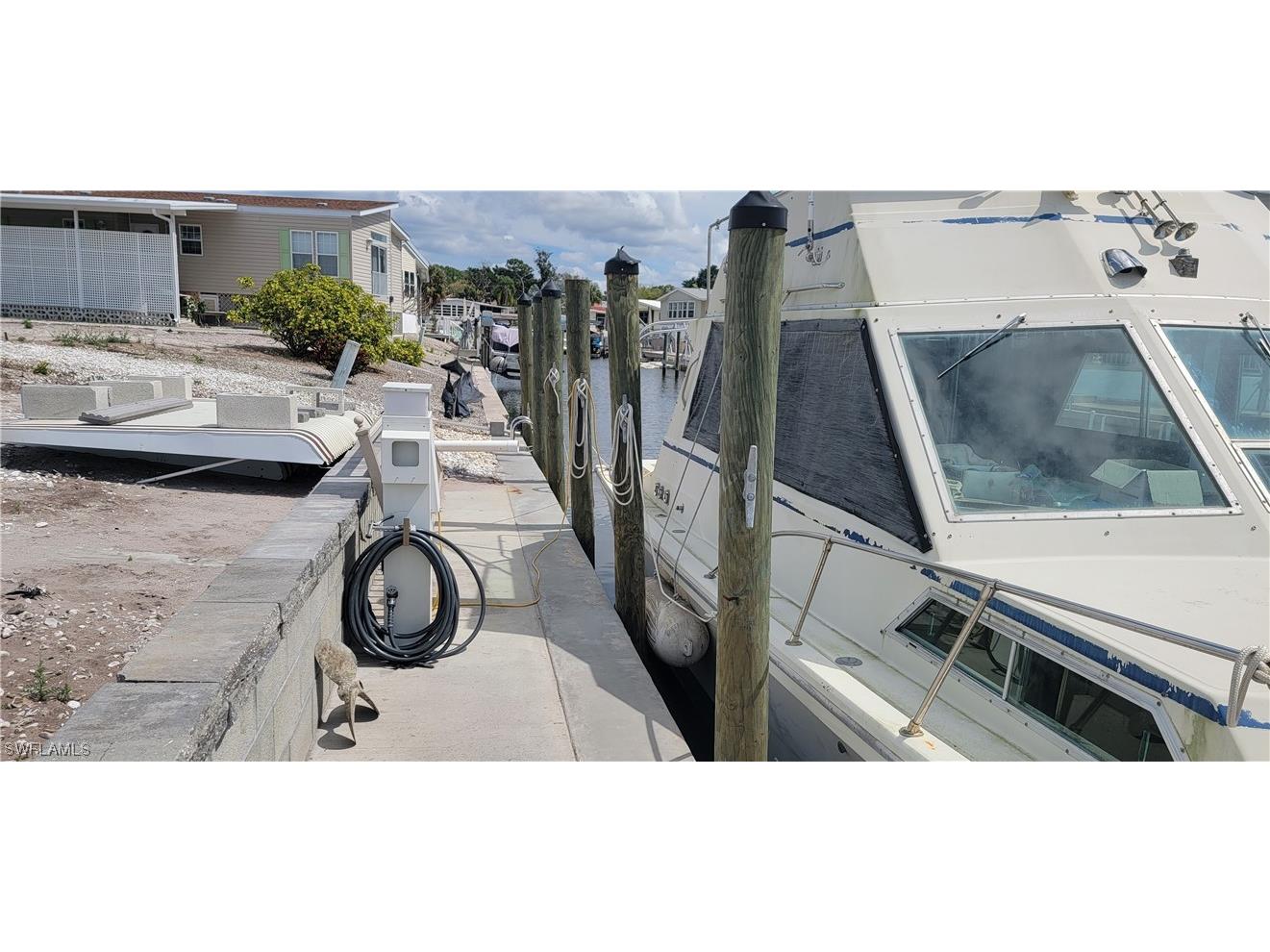 4701 Lahaina Lane Bonita Springs FL 34134 224011069 image1