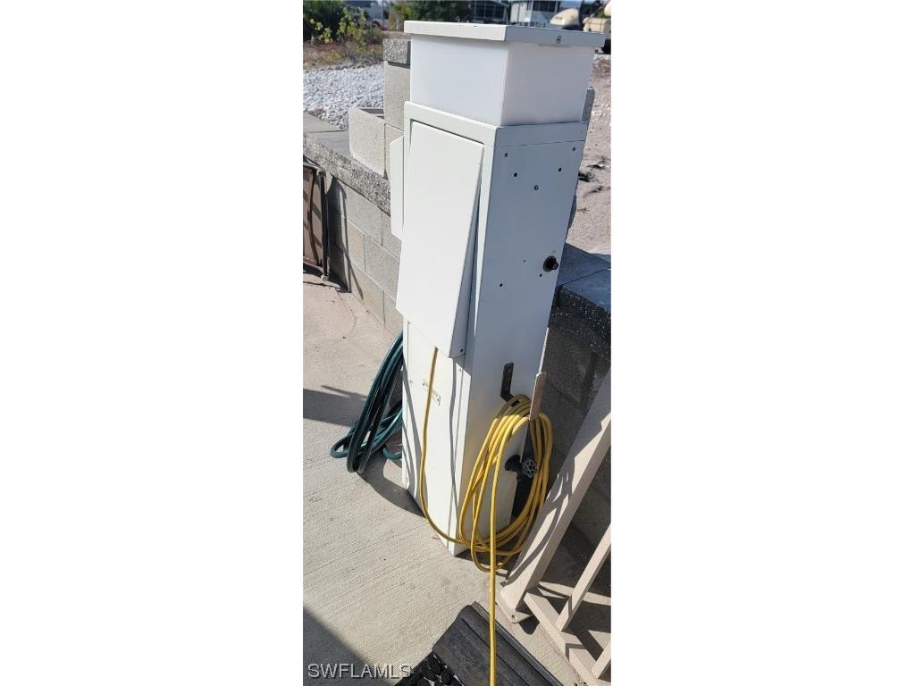 4701 Lahaina Lane Bonita Springs FL 34134 224011069 image2