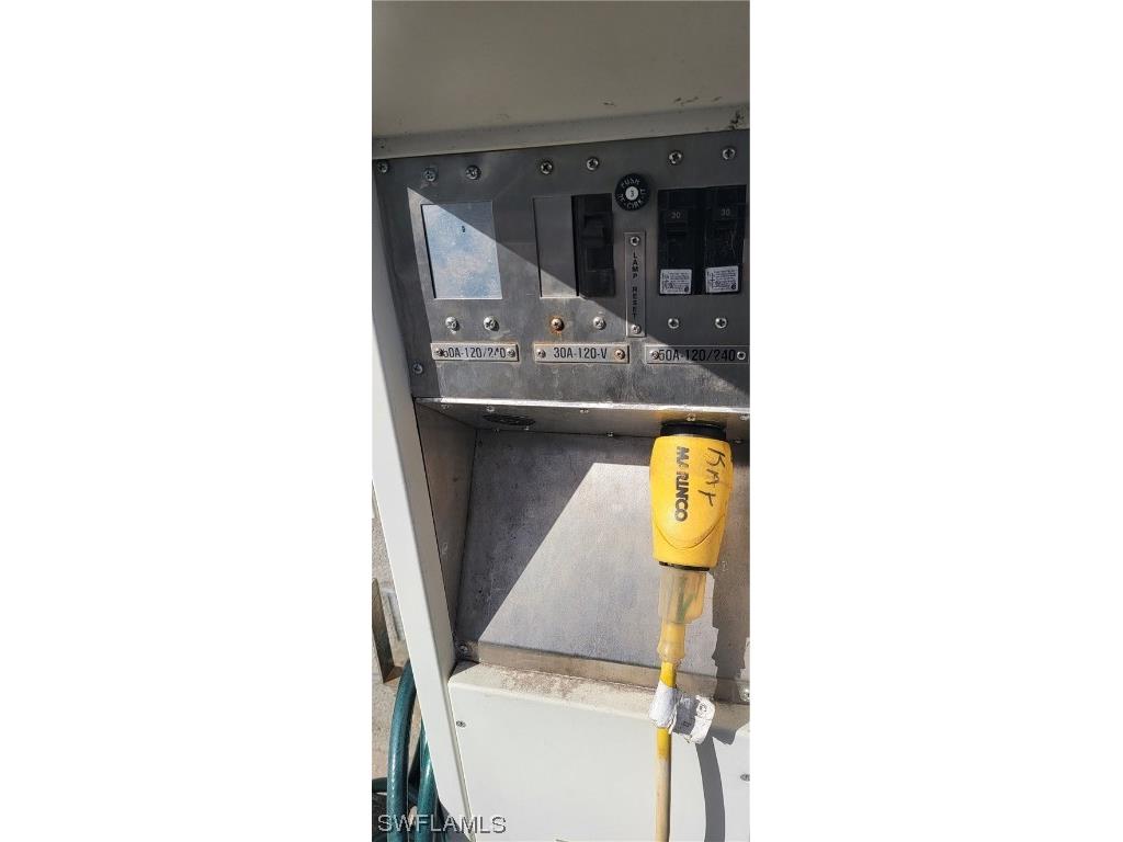 4701 Lahaina Lane Bonita Springs FL 34134 224011069 image3