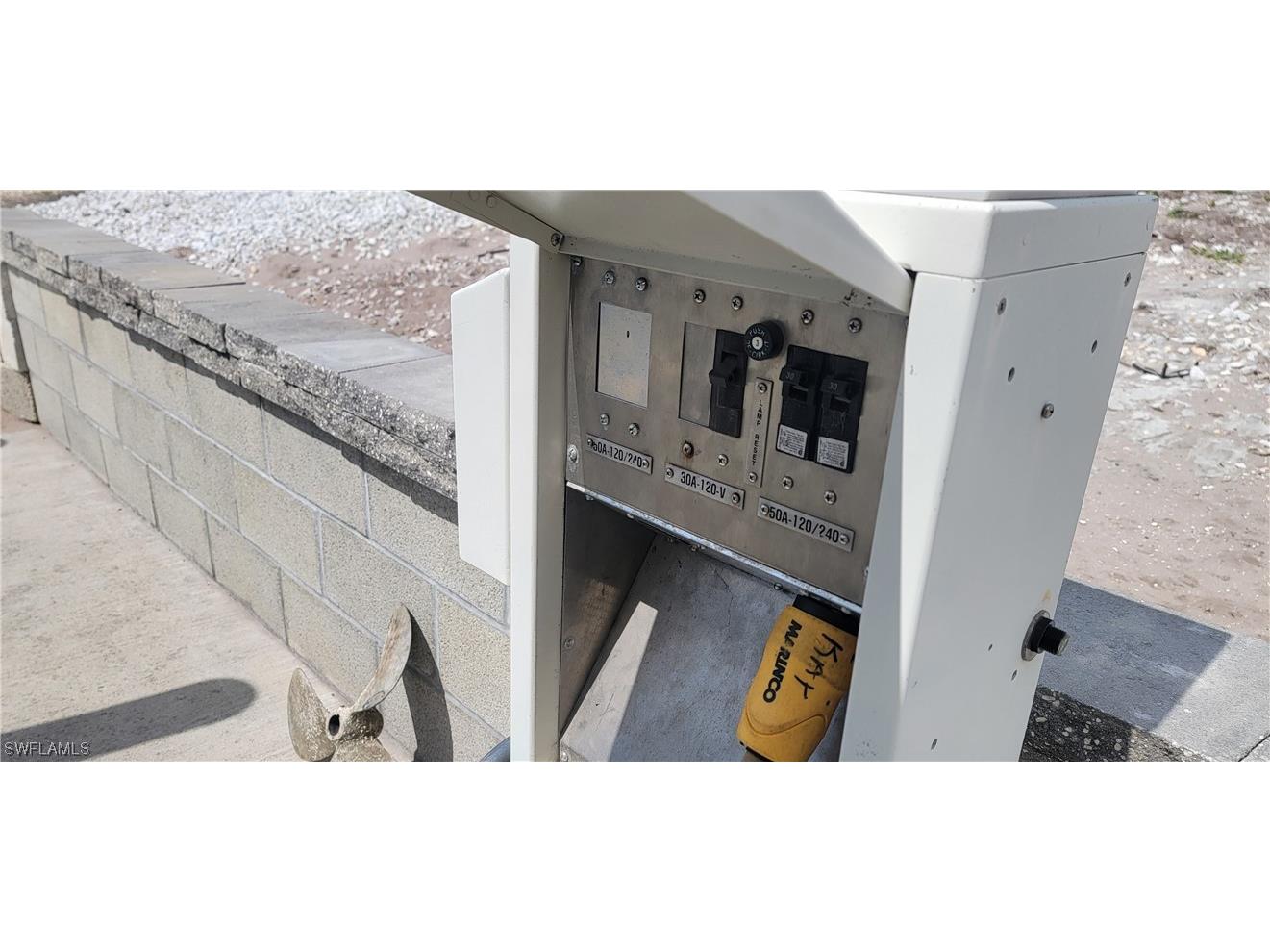 4701 Lahaina Lane Bonita Springs FL 34134 224011069 image4