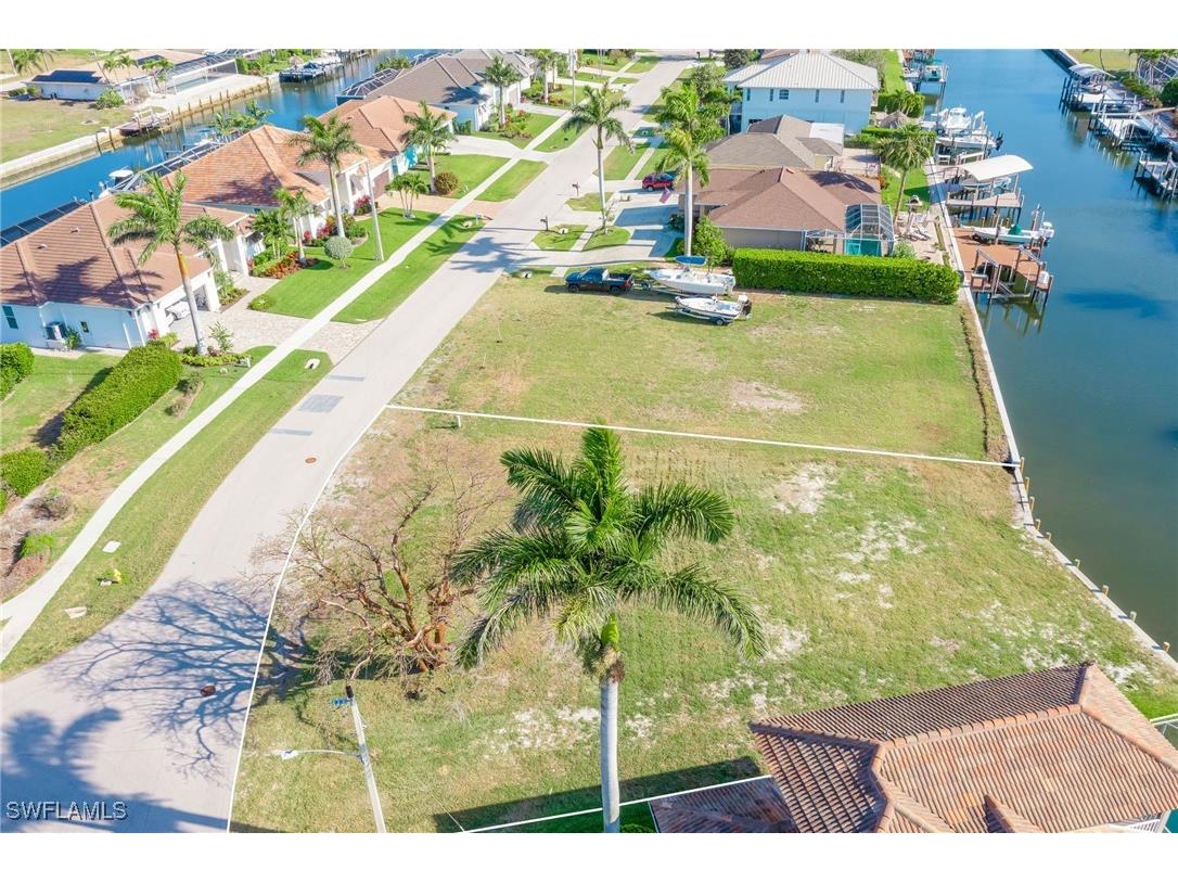 475 Barcelona Court Marco Island FL 34145 225041434 image1