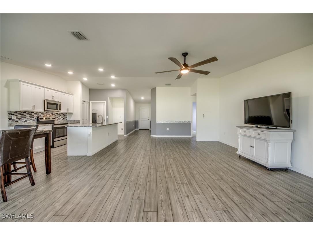 476 NE 3rd Avenue Cape Coral FL 33909 224072581 image16