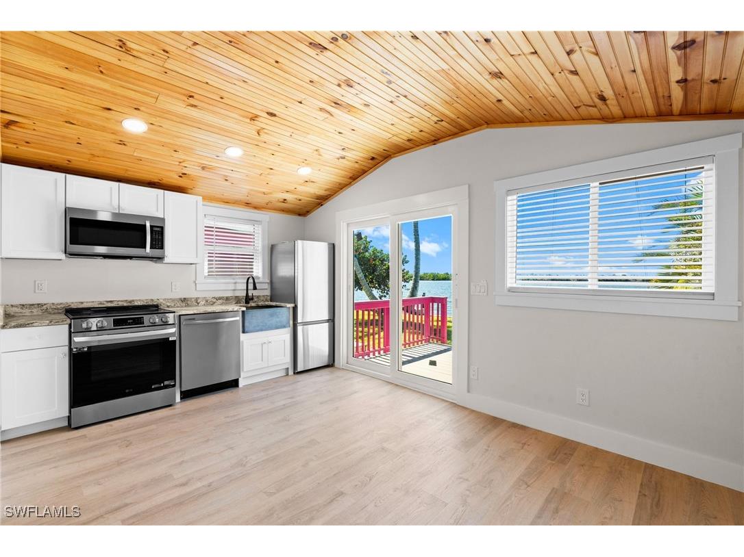 4760 Pine Island Road NW Matlacha FL 33993 225030349 image30