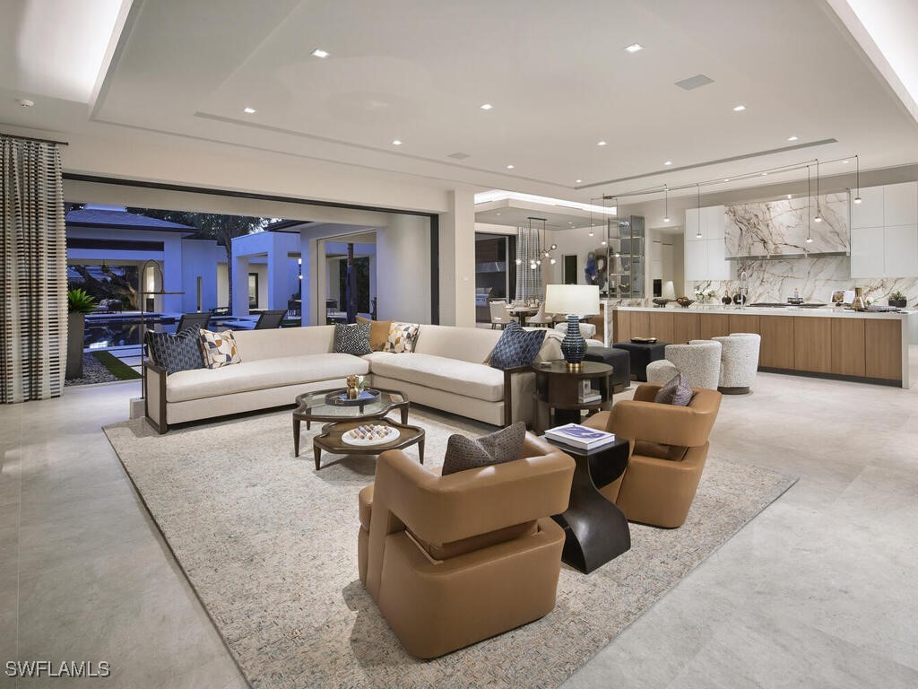 477 3rd Street N Naples FL 34102 224099245 image5