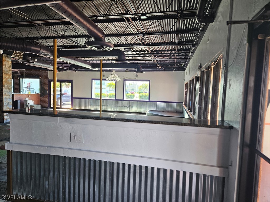 4805 S Cleveland Avenue Fort Myers FL 33907 224002456 image1