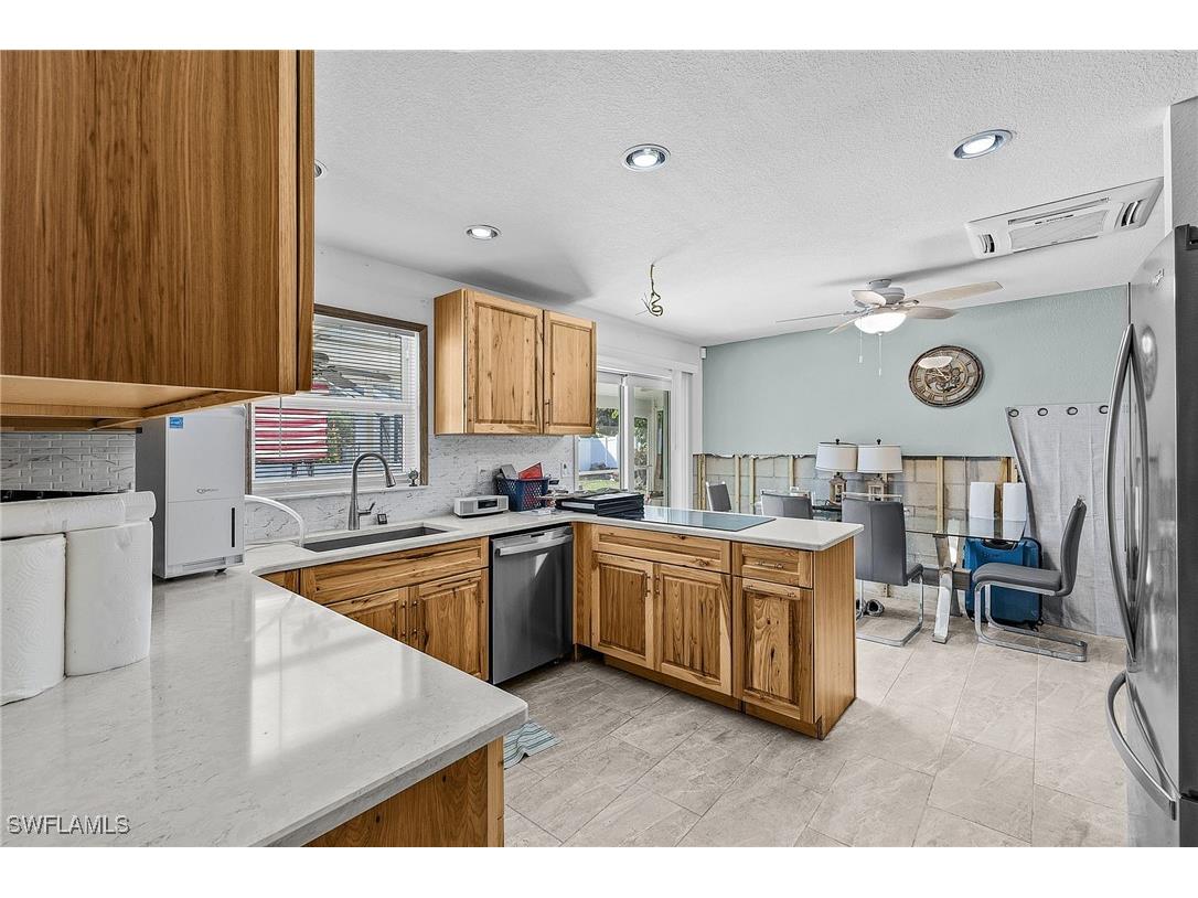 4826 E Riverside Drive Fort Myers FL 33905 225022749 image13