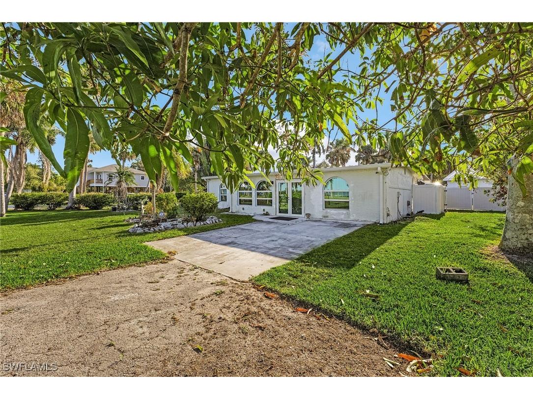 4826 E Riverside Drive Fort Myers FL 33905 225022749 image29