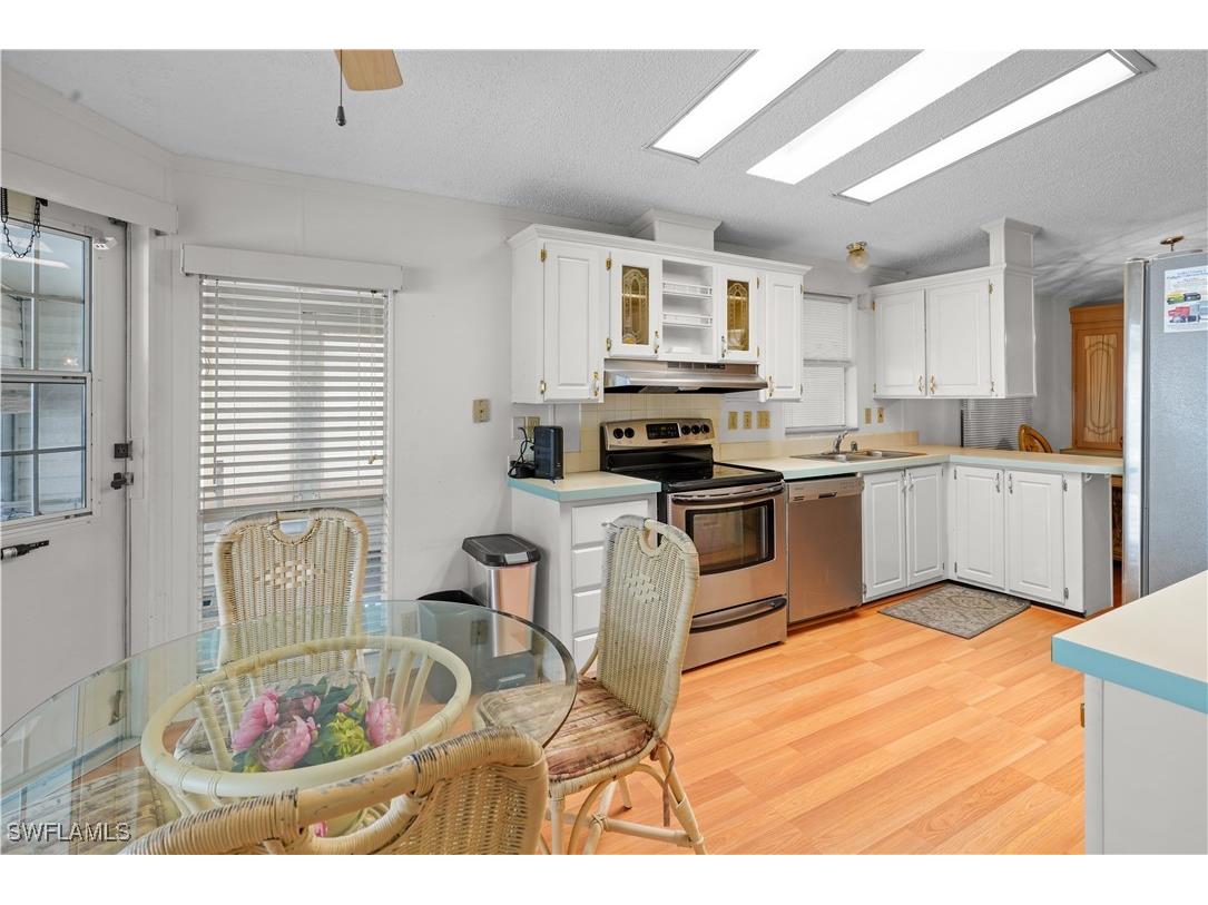 49 Turquoise Avenue Naples FL 34114 225042917 image5