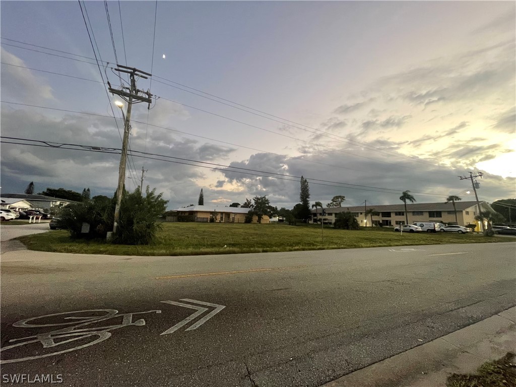 4902 Viceroy Street Cape Coral FL 33904 221072803 image2