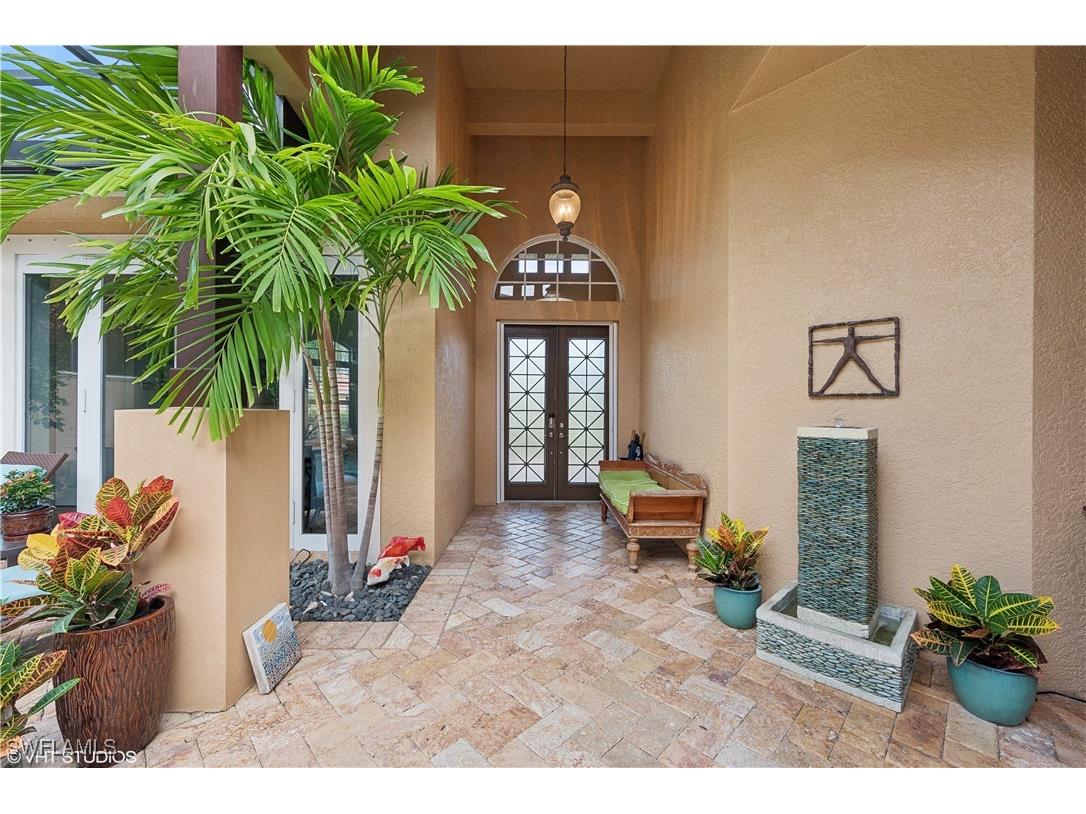 4908 Rustic Oaks Circle Naples FL 34105 224086594 image2