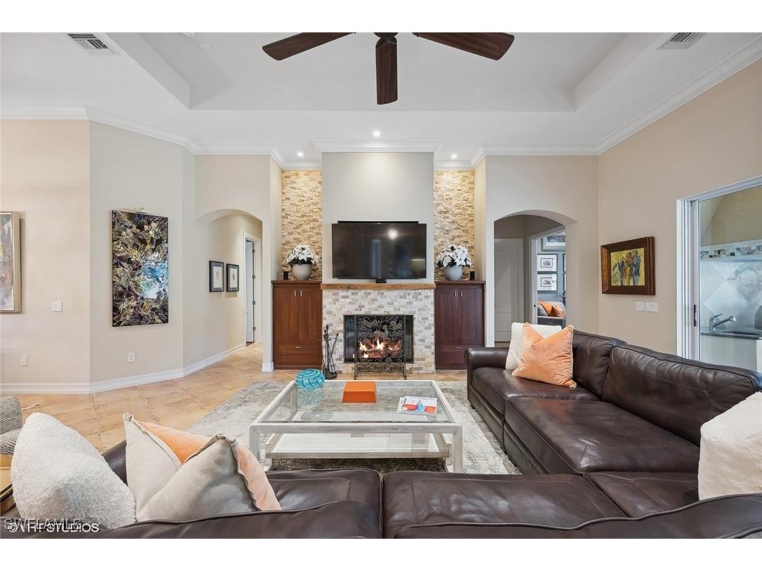 4908 Rustic Oaks Circle Naples FL 34105 224086594 image27