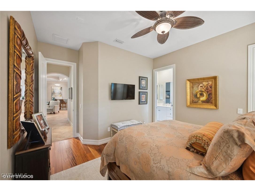 4908 Rustic Oaks Circle Naples FL 34105 224086594 image42