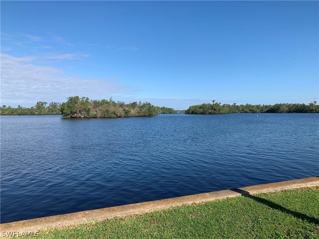 4909 E Riverside Drive Fort Myers FL 33905 222089626 image1