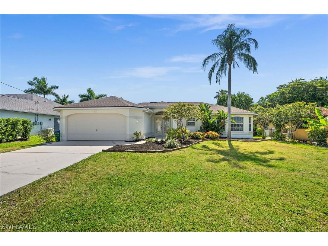 4925 Sorrento Court Cape Coral FL 33904 224036332 image1