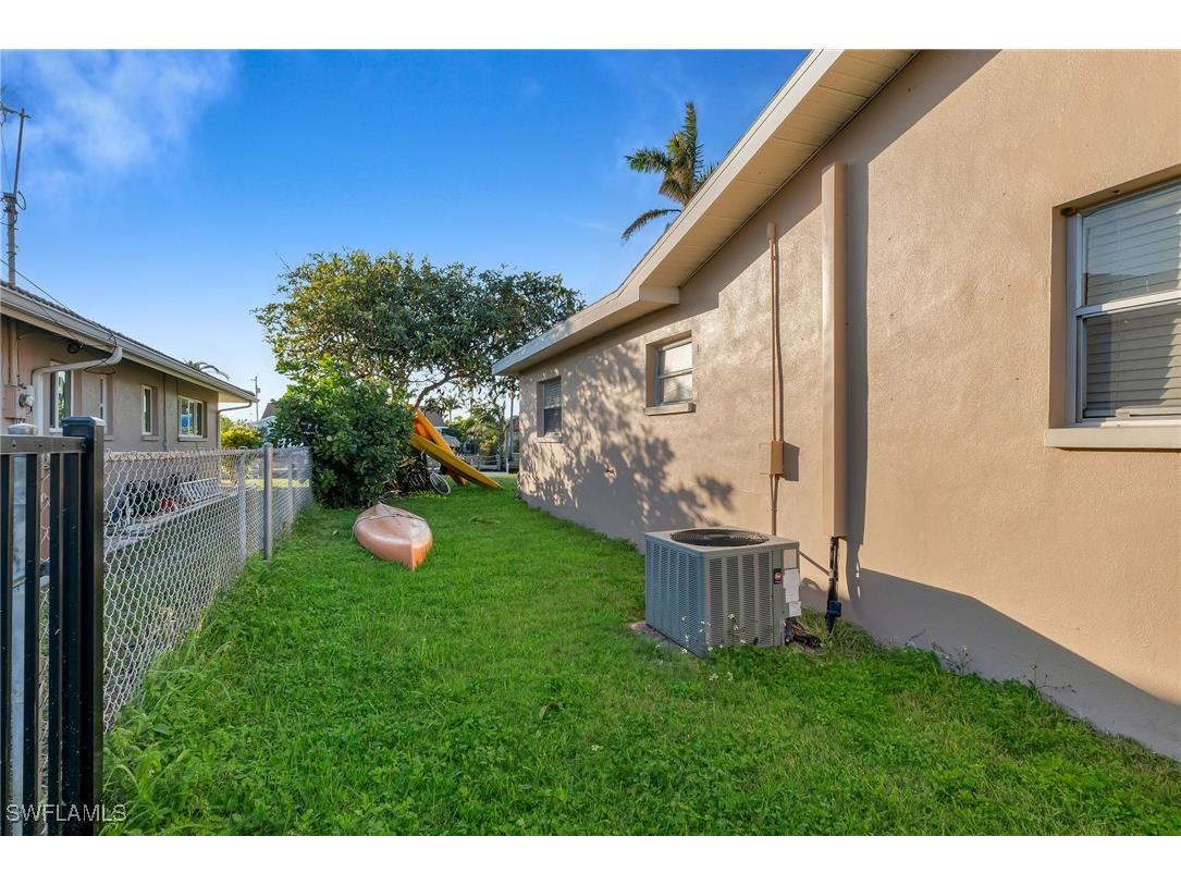 4926 Triton Court W Cape Coral FL 33904 224099947 image14