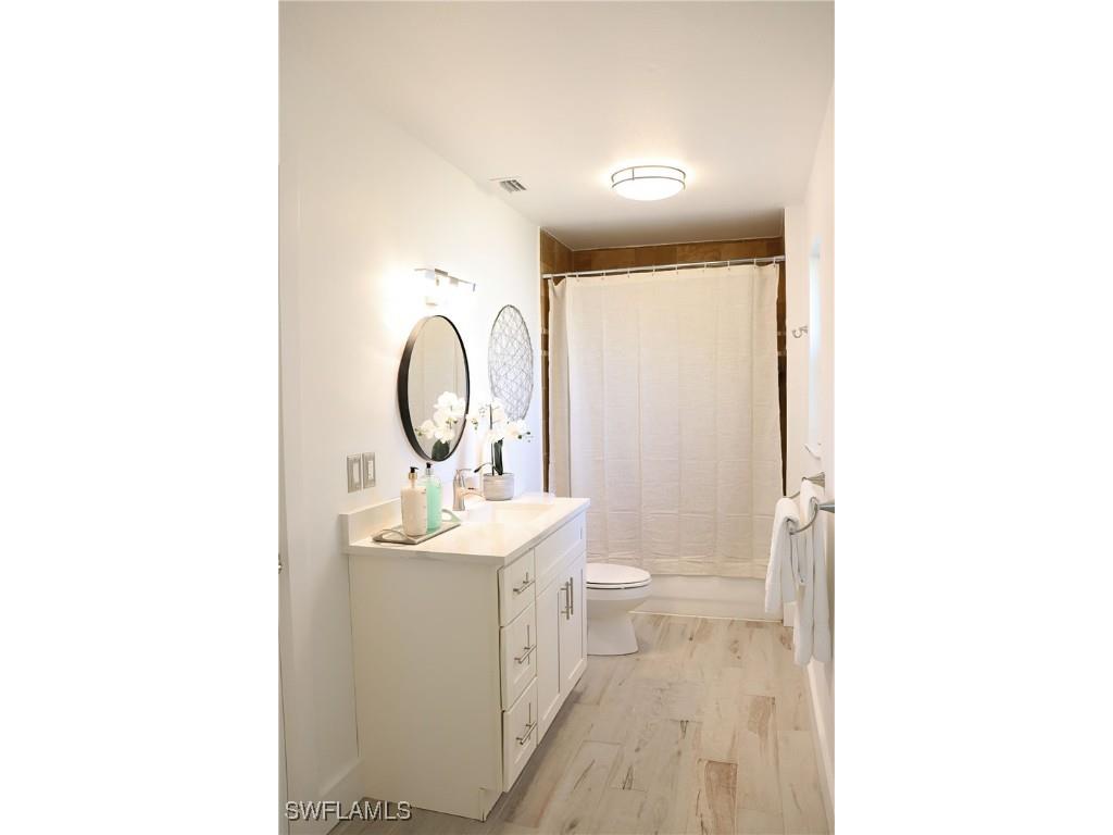 4937 Royal Palm Drive Estero FL 33928 225028660 image16