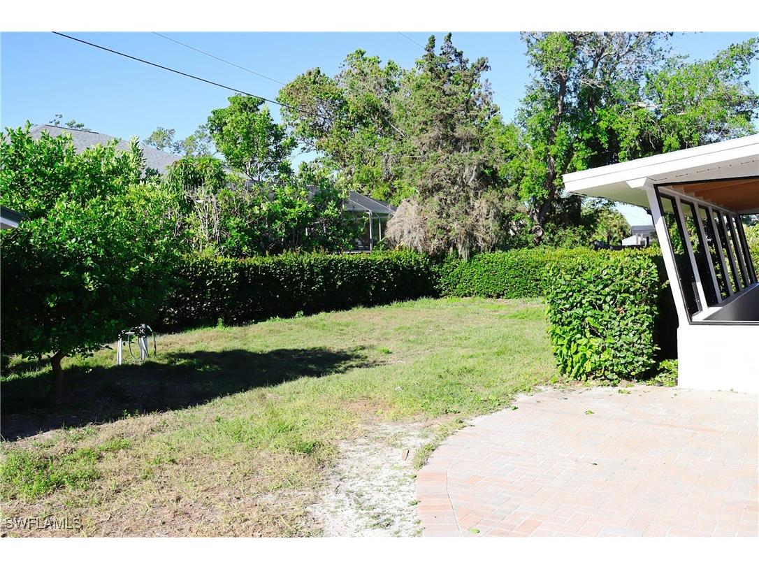 4937 Royal Palm Drive Estero FL 33928 225028660 image26