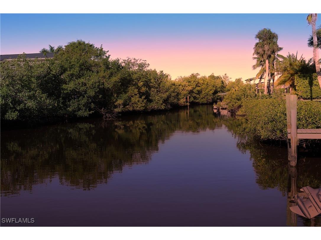 4937 Royal Palm Drive Estero FL 33928 225028660 image5