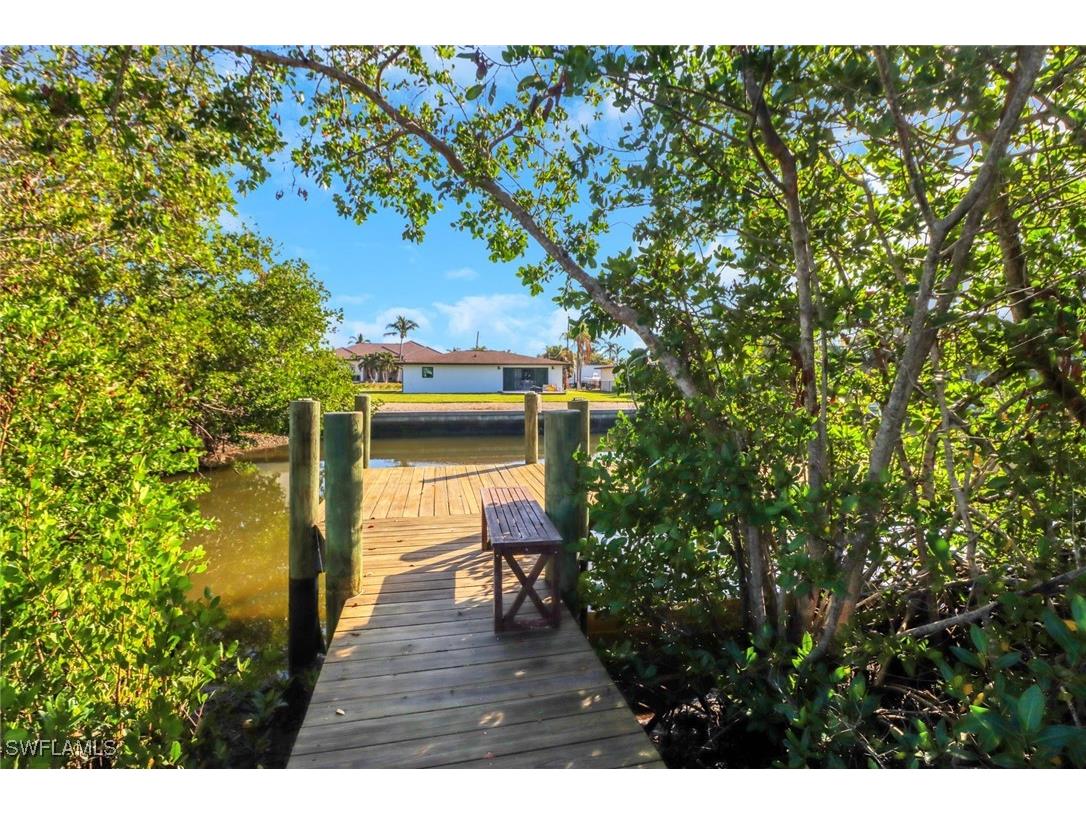 4951/4953 Esplanade Street Bonita Springs FL 34134 224101154 image2