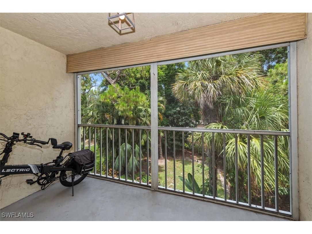 499 Forest Lakes Boulevard #306 Naples FL 34105 225051117 image11