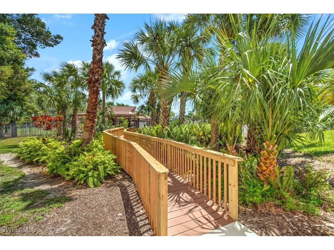 499 Forest Lakes Boulevard #306 Naples FL 34105 225051117 image20