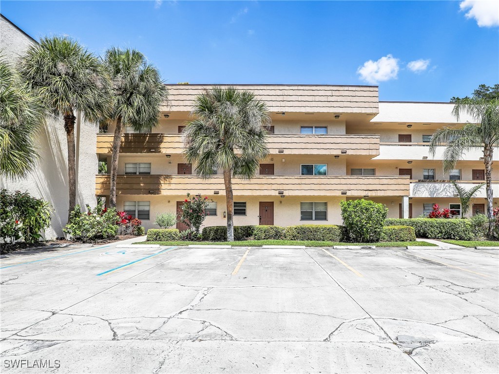 499 Forest Lakes Boulevard #308 Naples FL 34105 225030115 image1