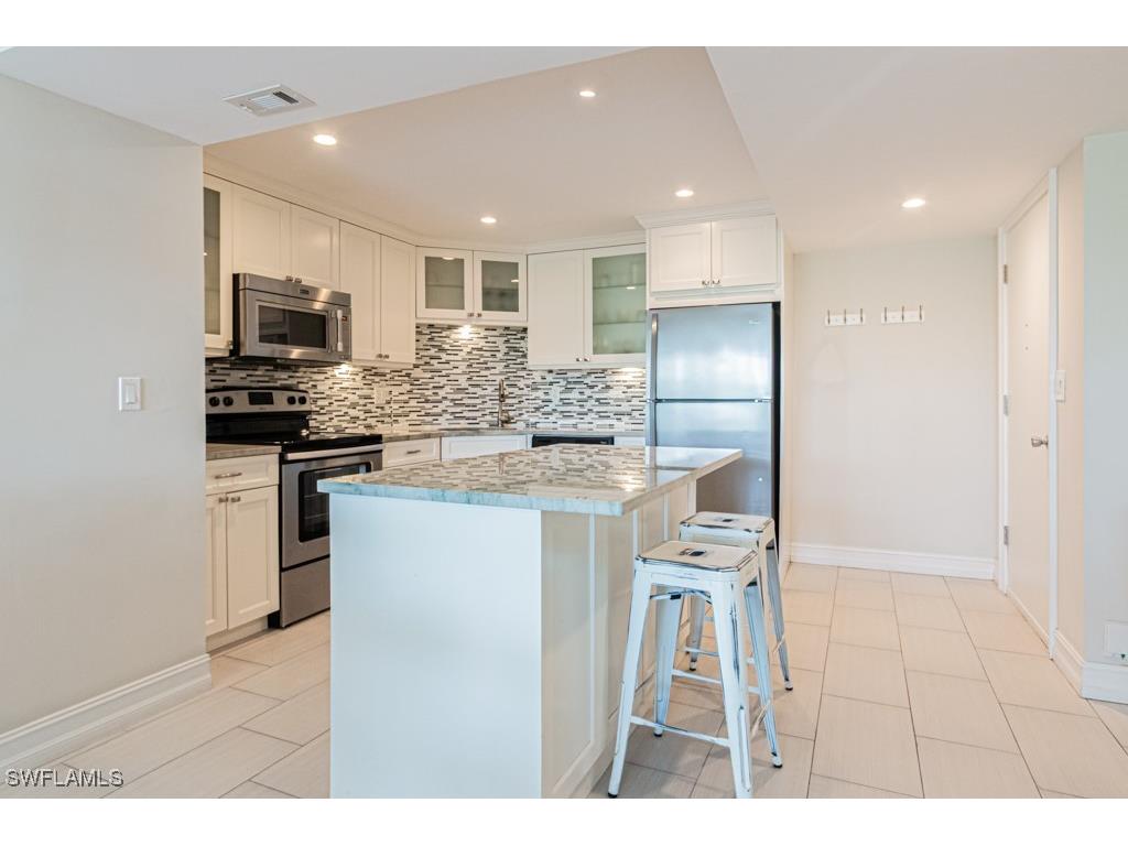 5 Bluebill Avenue #303 Naples FL 34108 225041269 image2