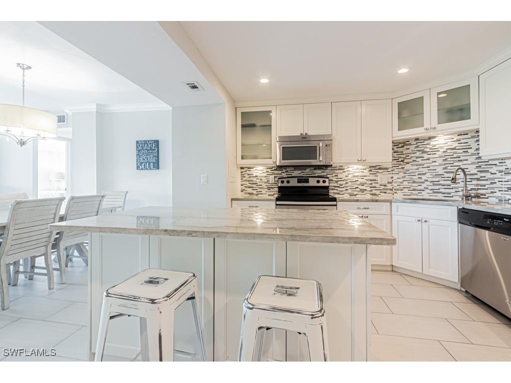 5 Bluebill Avenue #303 Naples FL 34108 225041269 image4