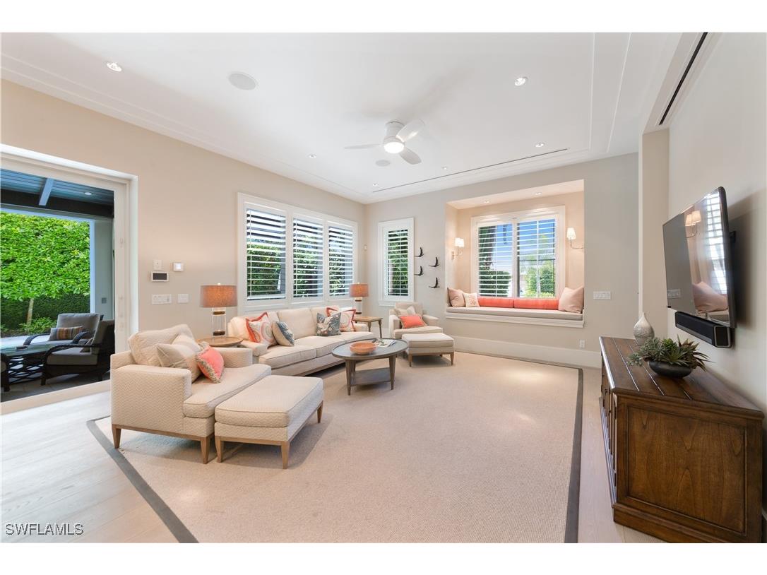 500 3rd Avenue N Naples FL 34102 225049655 image3