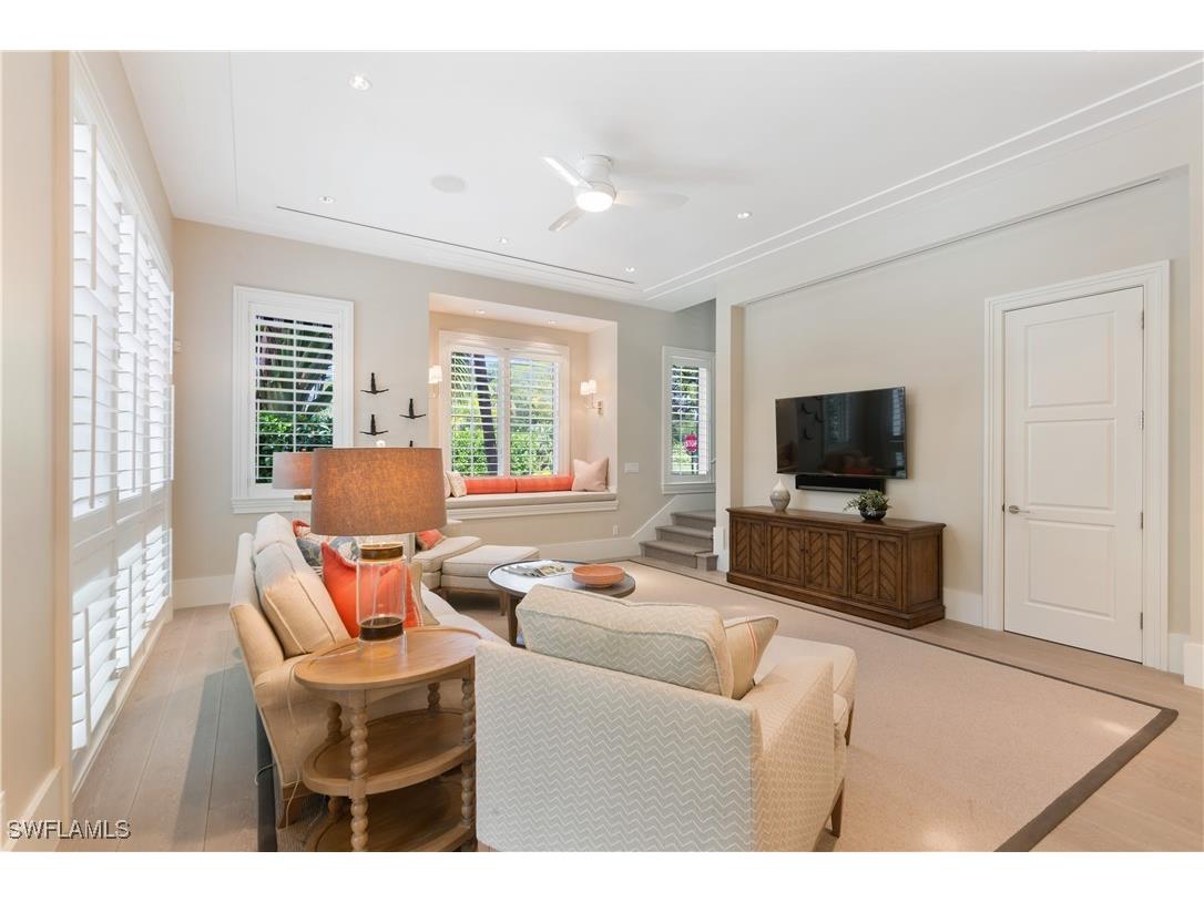 500 3rd Avenue N Naples FL 34102 225049655 image4