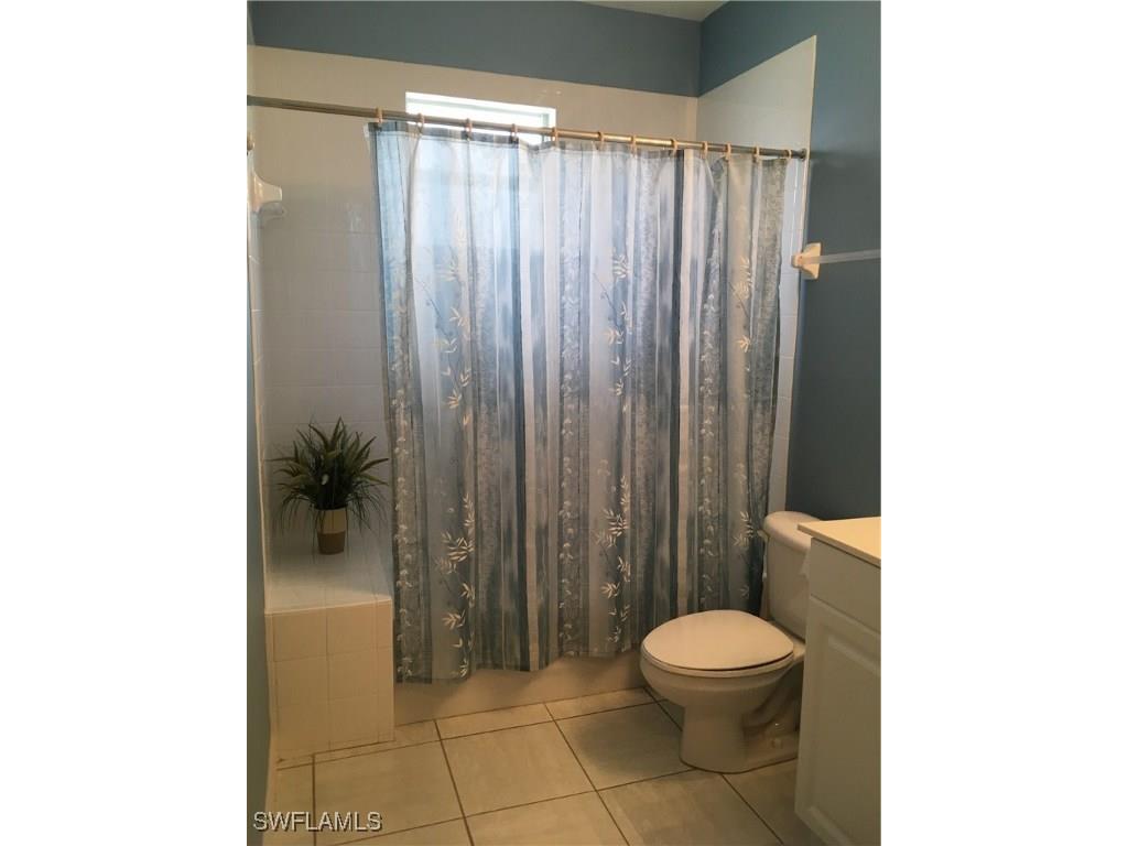 500 Robin Hood Circle #202 Naples FL 34104 225053766 image17