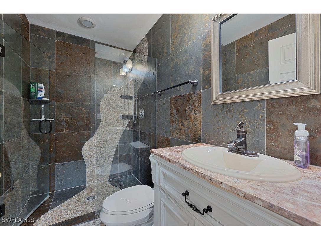 5005 Old Pond Drive Naples FL 34104 225022643 image17