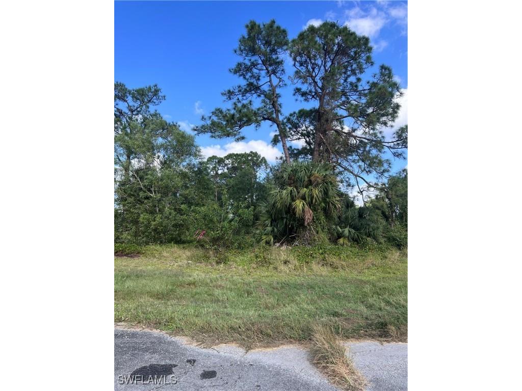 5010 Day Court Labelle FL 33935 224087783 image1