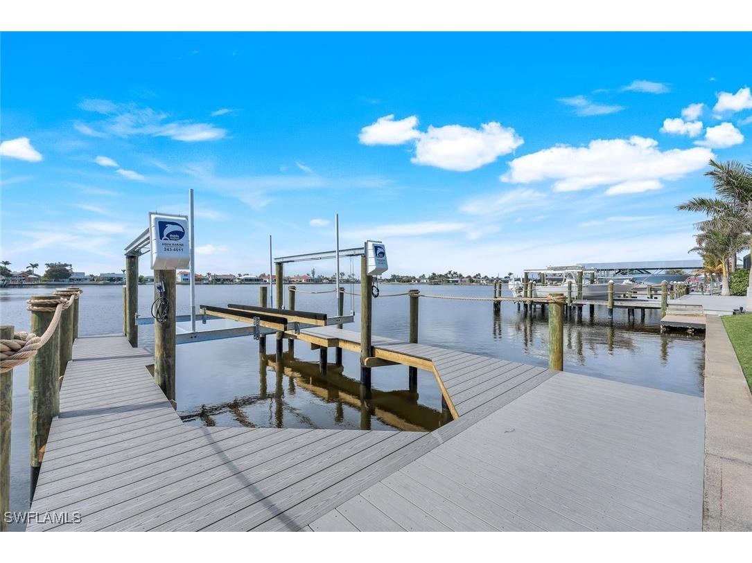 5024 SW Pelican Boulevard Cape Coral FL 33914 225020343 image8