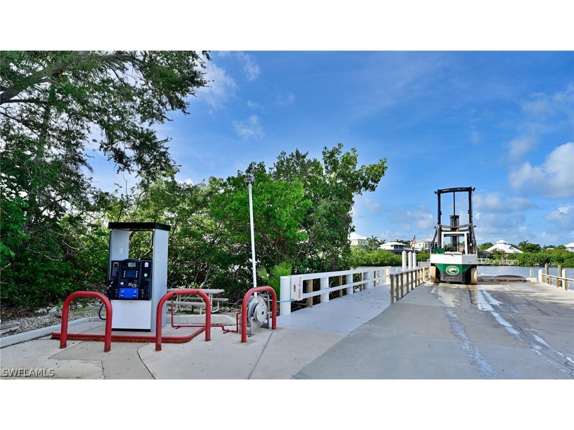 5025 Bonita Beach Road SW Bonita Springs FL 34134 224054599 image3