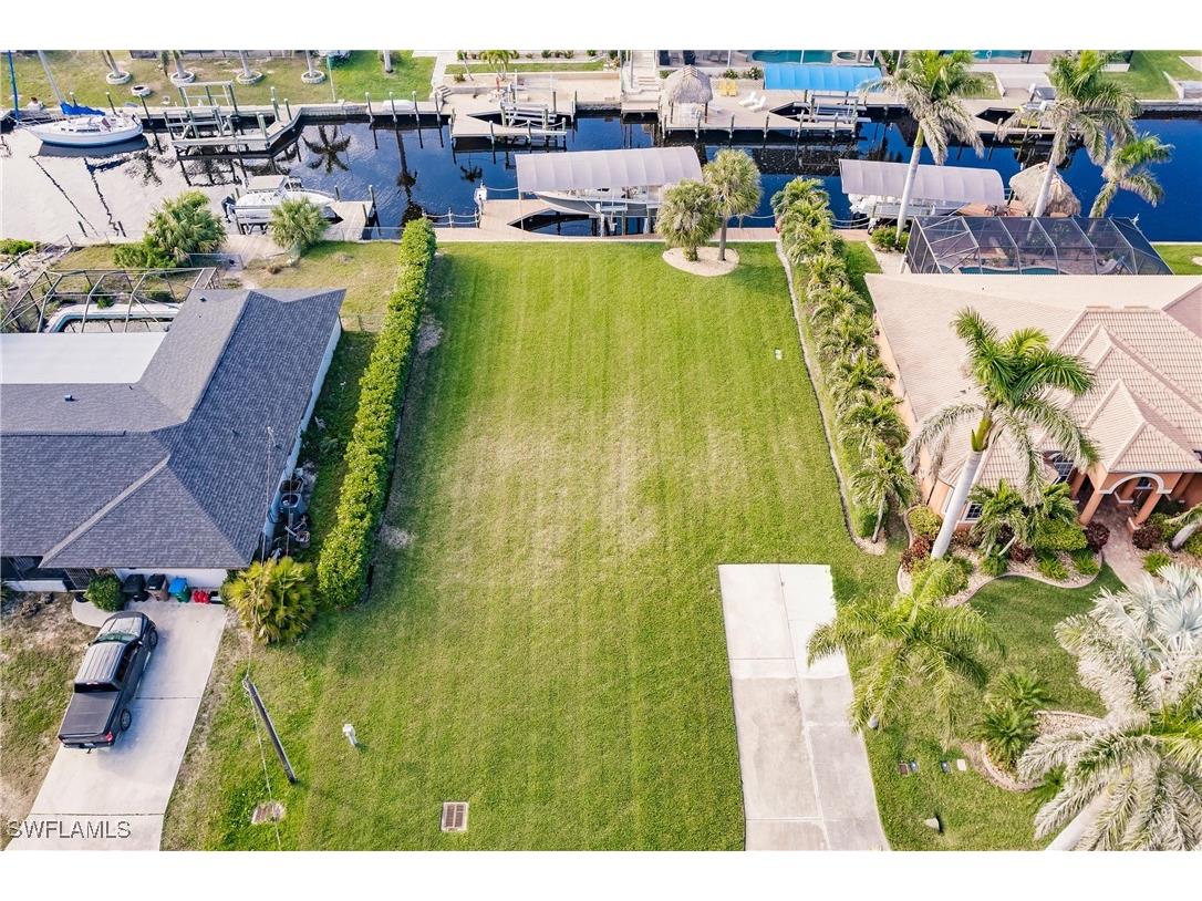 5042 Sorrento Court Cape Coral FL 33904 225014687 image2