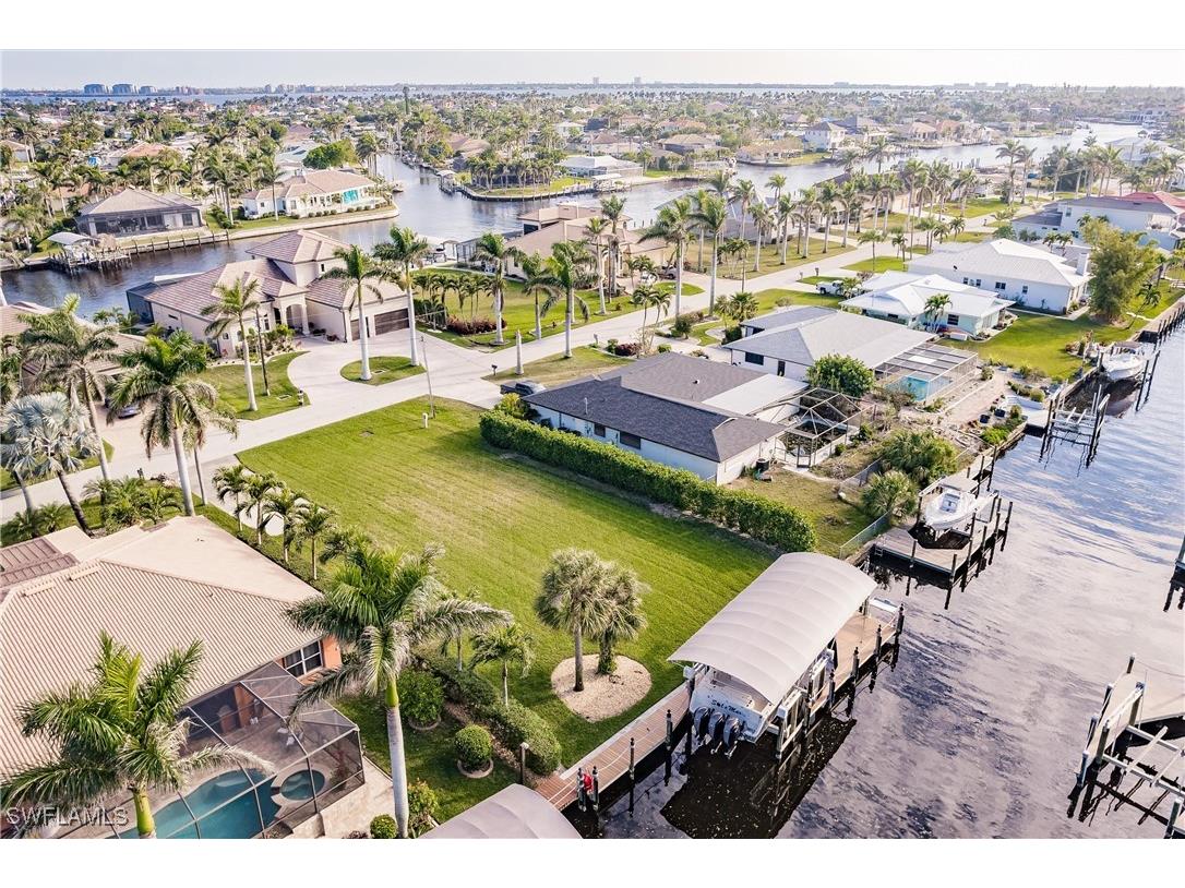 5042 Sorrento Court Cape Coral FL 33904 225014687 image4