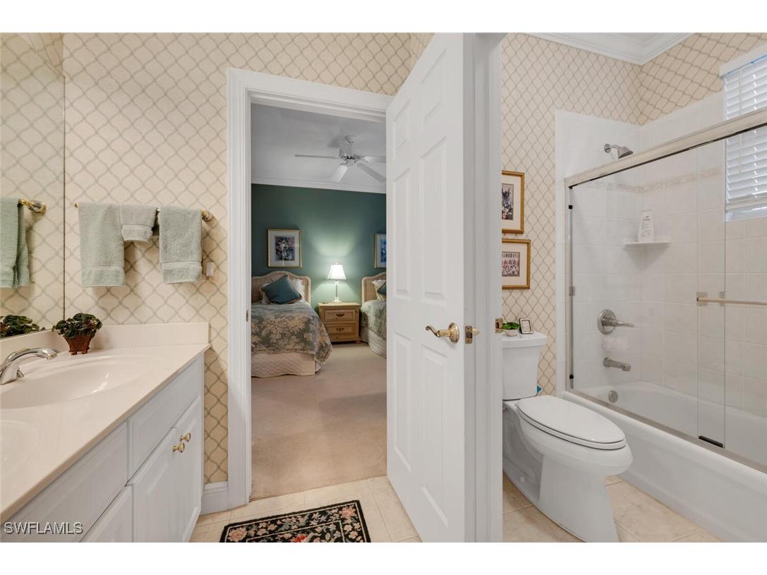 5044 Castlerock Way Naples FL 34112 224101675 image14