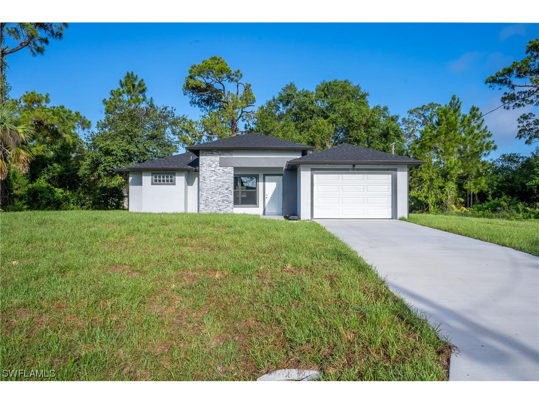 5046 N Obispo Circle Labelle FL 33935 223043744 image1