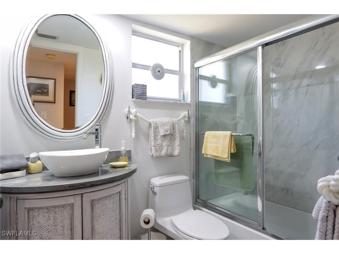 505 Lake Louise Circle #101 Naples FL 34110 225055389 image16