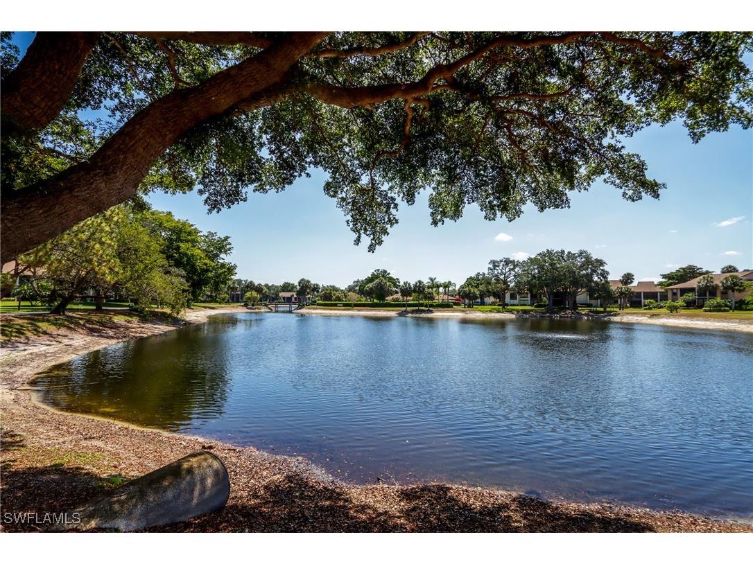 505 Lake Louise Circle #101 Naples FL 34110 225055389 image2