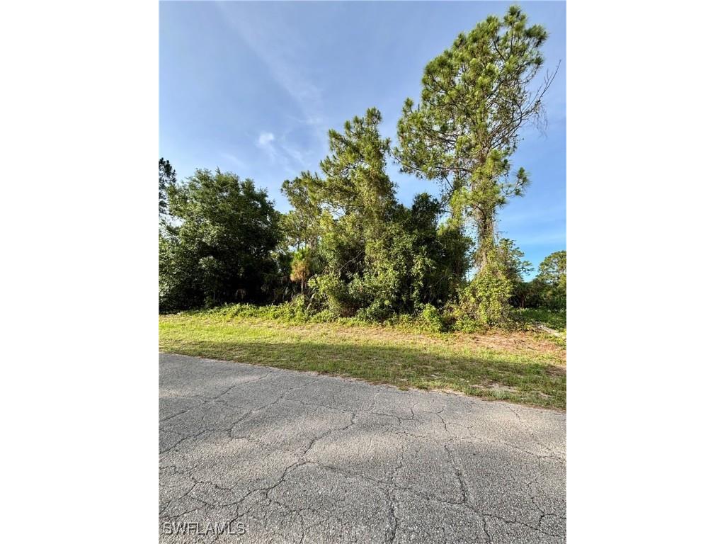 5051 W Tradewinds Circle Labelle FL 33935 225052226 image2