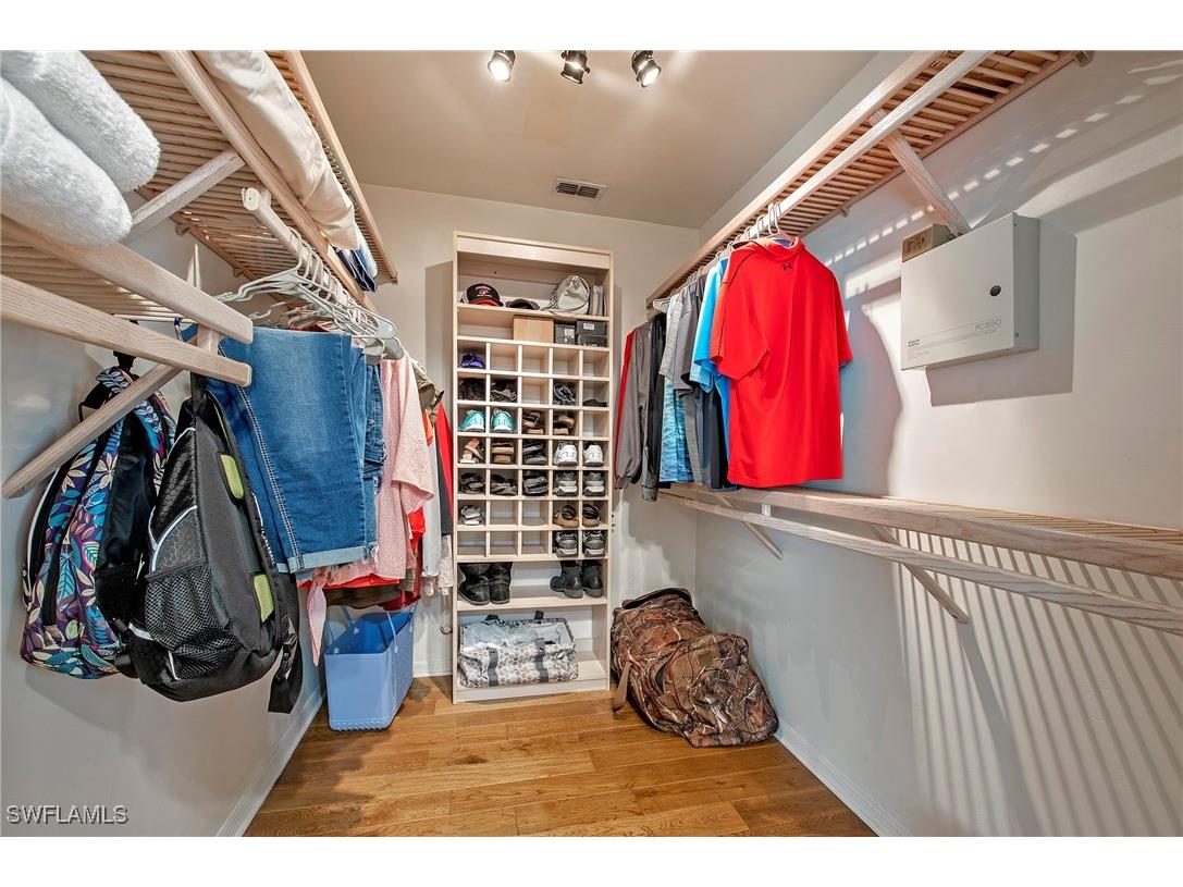 5060 Coldstream Lane Naples FL 34104 225025468 image18