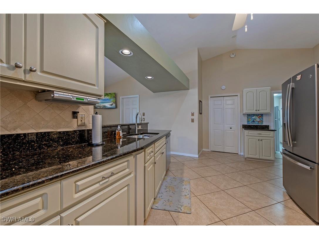 5060 Coldstream Lane Naples FL 34104 225025468 image6