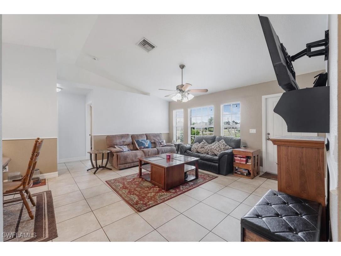 507 SE 8th Terrace Cape Coral FL 33990 225042623 image8