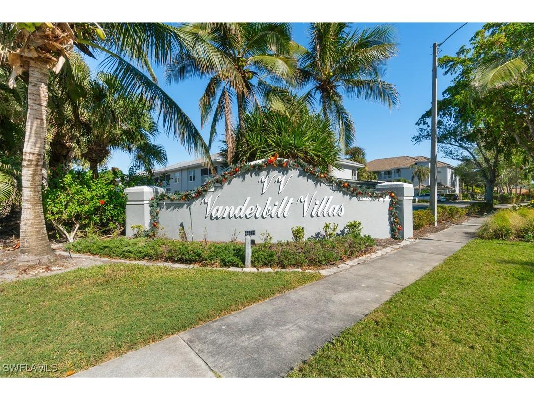 509 Roma Court W #202 Naples FL 34110 224103750 image1