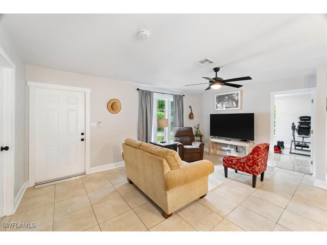 51-55 Lake Street North Fort Myers FL 33903 225052872 image12