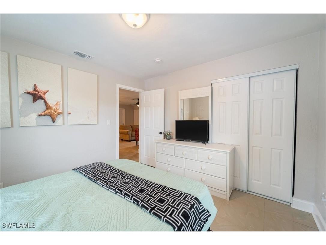 51-55 Lake Street North Fort Myers FL 33903 225052872 image14