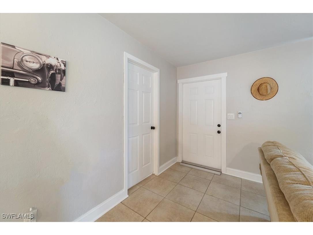 51-55 Lake Street North Fort Myers FL 33903 225052872 image18