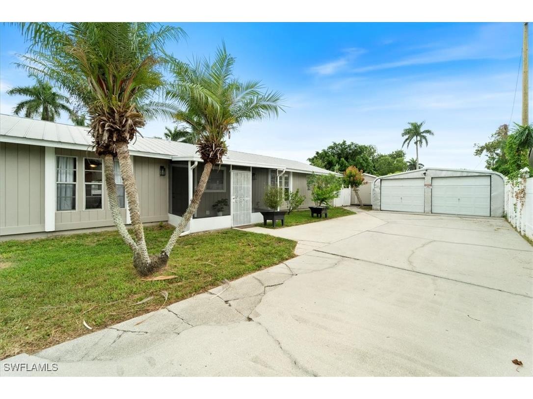 51-55 Lake Street North Fort Myers FL 33903 225052872 image4